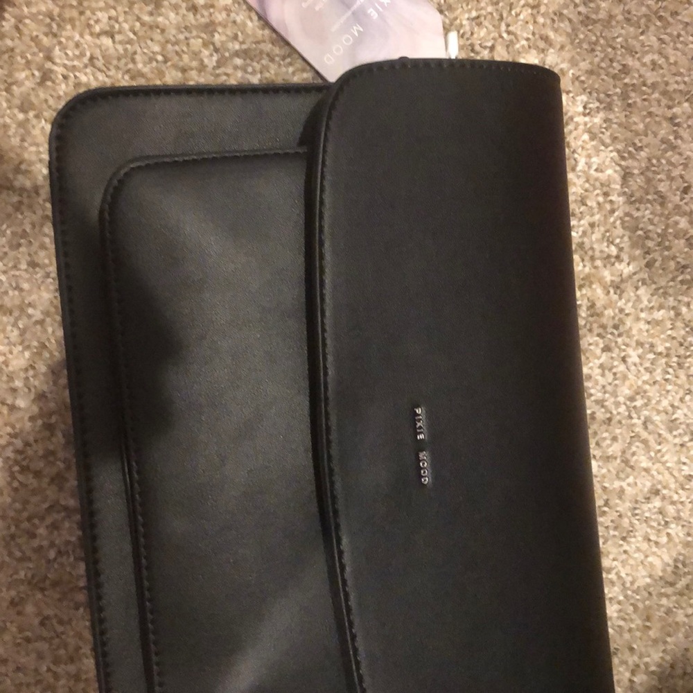 Pixie mood Zoe crossbody bag brand new